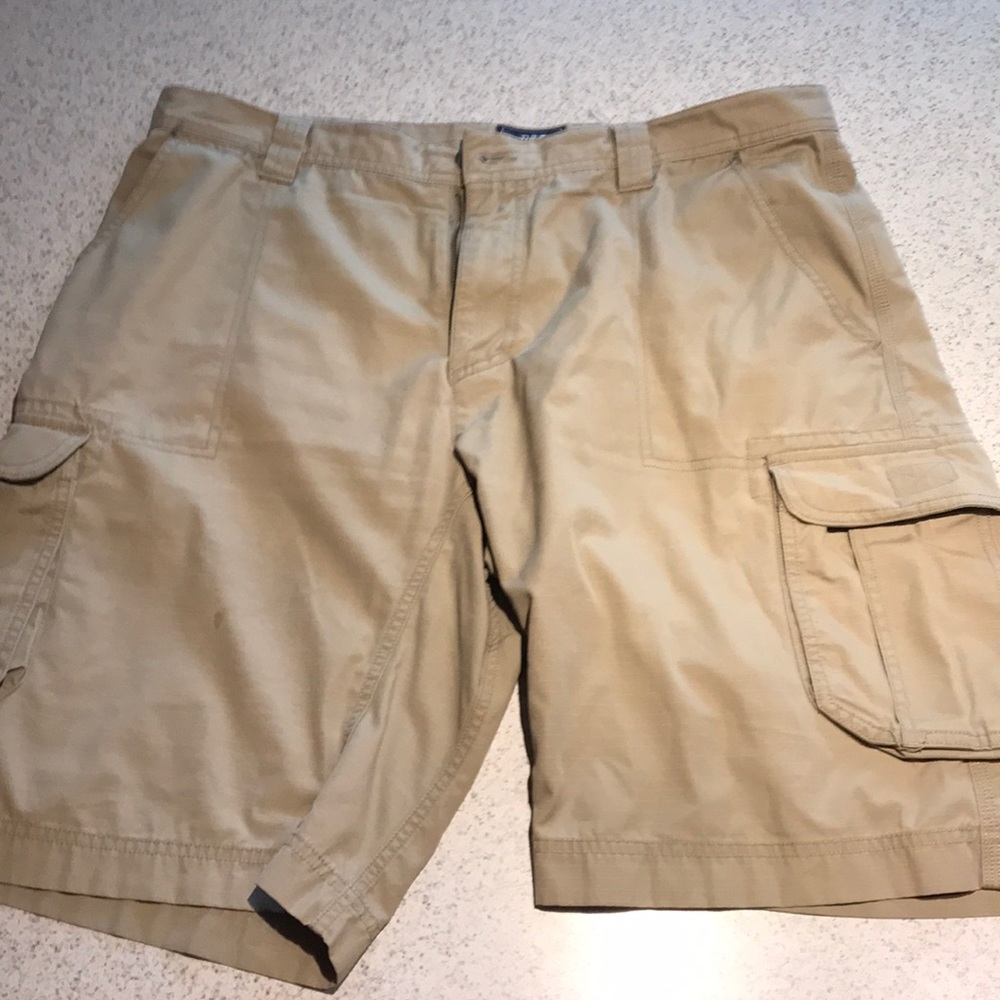 North Face Khaki Cargo Shorts